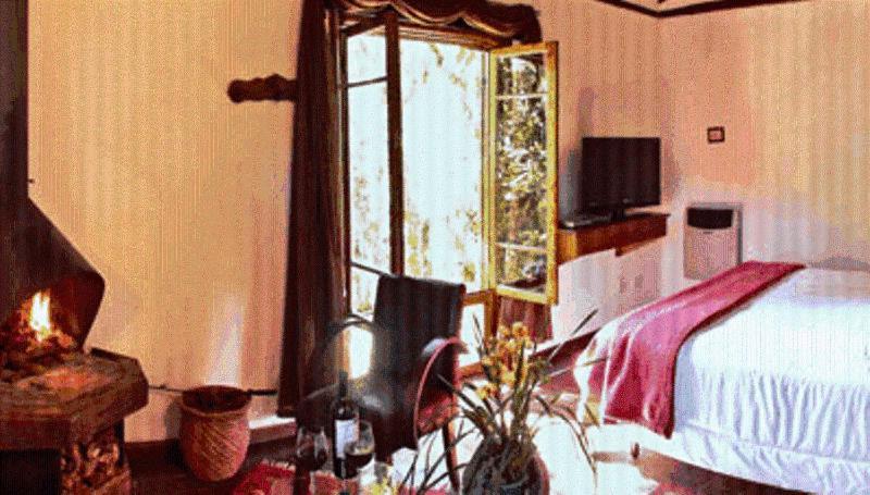 Pousada Villa Tambo Campos do Jordão Εξωτερικό φωτογραφία