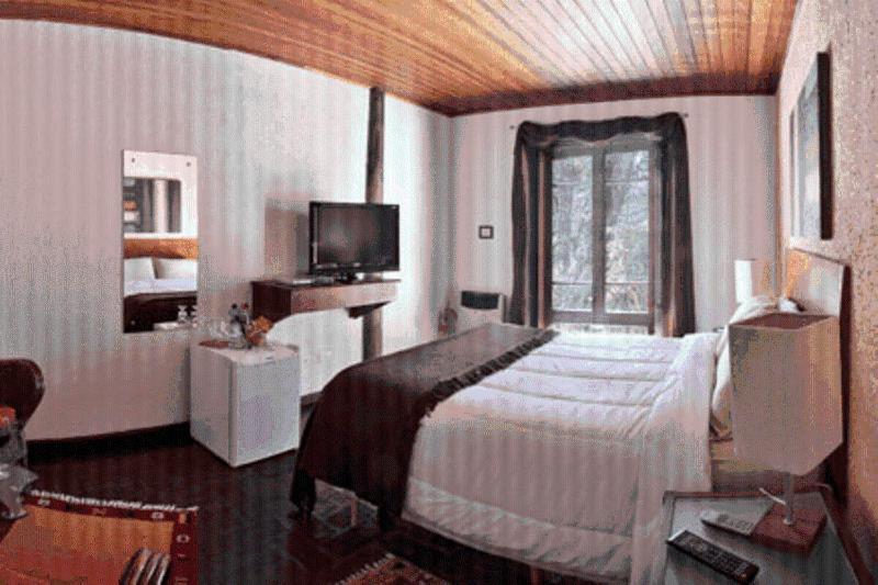 Pousada Villa Tambo Campos do Jordão Εξωτερικό φωτογραφία